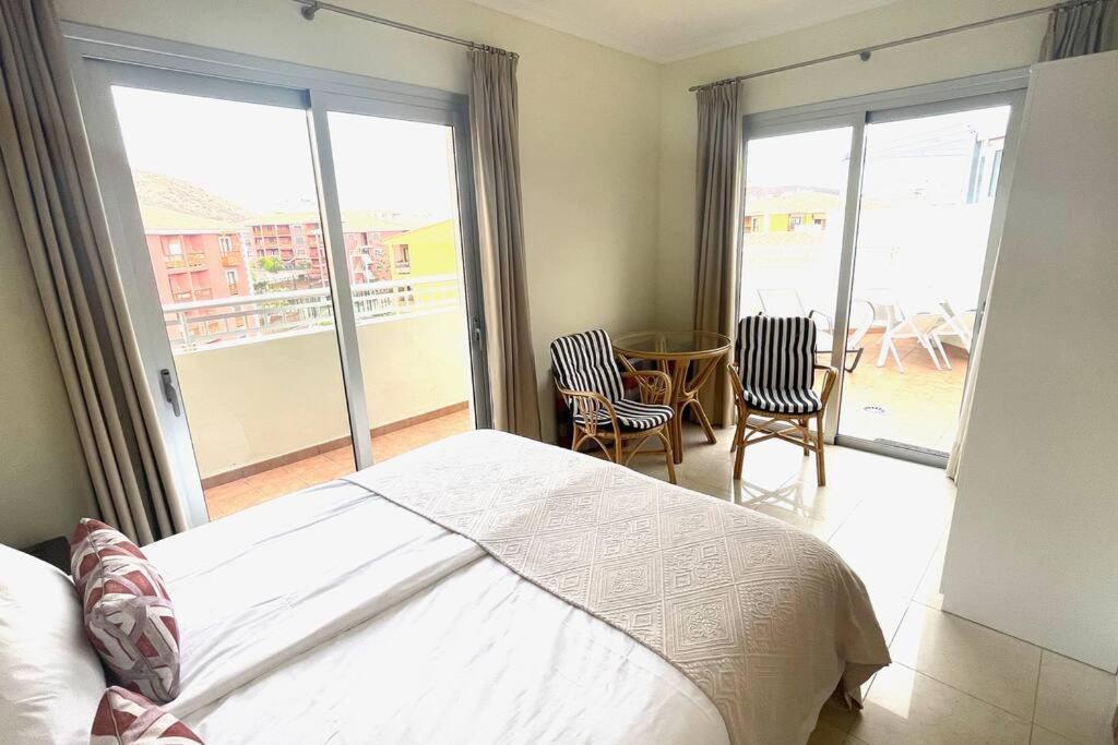 Luxurioese Duplex Ferienwohnung In Sehr Ruhiger Wohnanlage Mit Meerblick Palm-mar Exterior foto